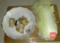海螺炒白菜的做法图解1