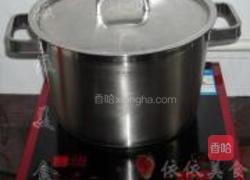 竹蔗马蹄胡萝卜猪骨汤的做法图解3