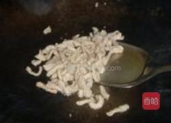 咸菜豆角炒肉丝的做法图解3
