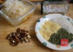冰糖银耳核桃粥饭的做法图解1