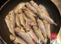 椒盐酥煎小黄鱼的做法图解4