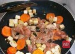 五香豆腐萝卜卤肉的做法图解5