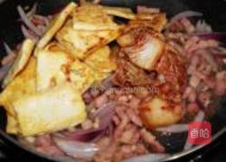 咸肉泡菜炒豆腐的做法图解17