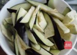 鱼香茄子的做法图解1