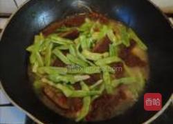 豆角烧肉饼的做法图解10