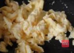 剁椒毛豆炒鸡蛋的做法图解5