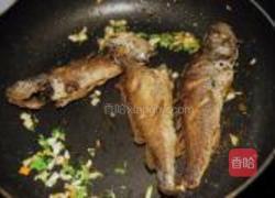 椒盐干炸小黄鱼的做法图解11