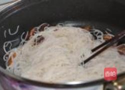 海鲜炒粉干的做法图解8