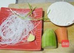 萝卜粉丝疙瘩汤的做法图解1