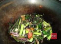 腊肉炒红菜苔的做法图解5