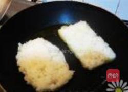 糯米糍粑的做法是熟的糯米 MjUwX2MyOjEvM15yYjI6MS84XzE4MA