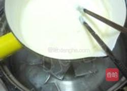 牛奶水果杯的做法图解3