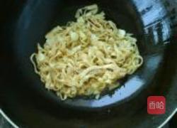 芹菜炒豆腐皮的做法图解7