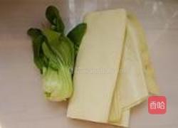 青菜烧百叶的做法图解1