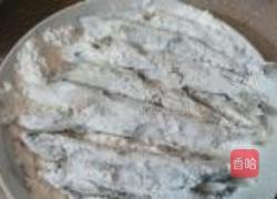 椒盐香酥多春鱼的做法图解5