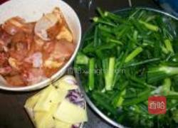 葱段炒沙茶鸡块的做法图解3