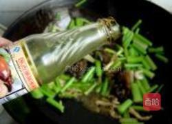 芹菜炒肉丝的做法图解8