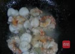 三鲜炒米线的做法图解3