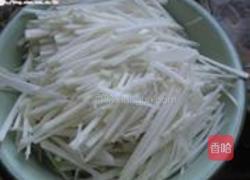 凉拌芥菜丝的做法图解2