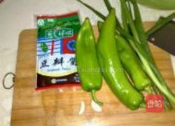 酱焖辣椒的做法图解1