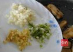 煎烧毛豆腐的做法图解8