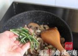 迷迭香黑椒炒杂菌的做法图解12