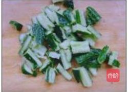 肉丝拌杂蔬的做法图解1