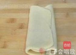 葱香椒盐肉松酥饼的做法图解6