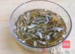 香辣小鱼干的做法图解4
