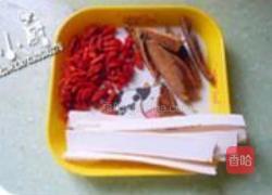 灵芝枸杞乌鸡汤的做法图解2