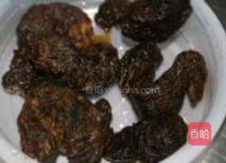 生熟地扇骨汤的做法图解1