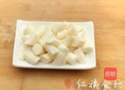 紫灵芝炖鸡的做法图解3