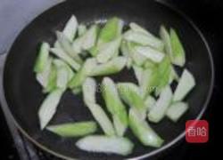丝瓜炒毛豆籽的做法图解9