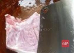 酱香椒盐猪排面的做法图解2