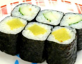 果蔬鸭蛋寿司卷
