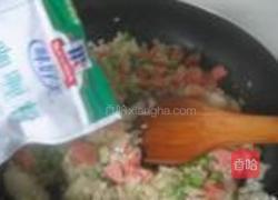 金色方腿青豆炒饭的做法图解6