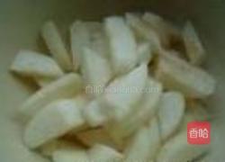 冰糖银耳炖雪梨的做法图解4