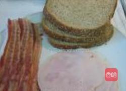 火鸡培根三明治的做法图解1