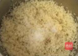 咸肉花生粽的做法图解3