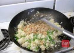 虾仁青豆蛋炒饭的做法图解13