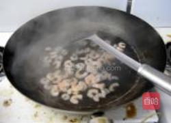 虾仁青豆蛋炒饭的做法图解4