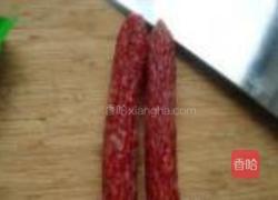 韩国泡菜香肠炒饭的做法图解2