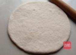 金枪鱼火腿pizz的做法图解7