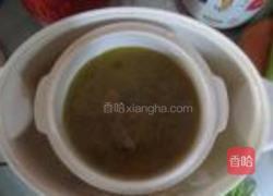红枣鸽子粥的做法图解3