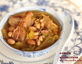 霸王花眉豆花生排骨汤的做法