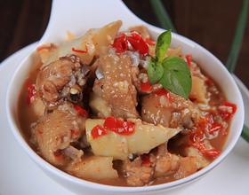 酒酿春笋烧鸡翅