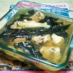 石耳的功效与作用及食用方法_石耳的营养价值