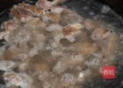 烧骨滚春菜的做法图解1