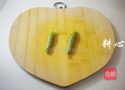 豉汁鲮鱼炒豆角的做法图解3