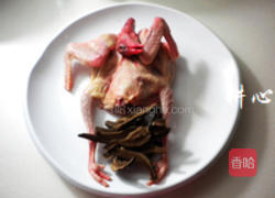 灵芝鸽子汤的做法图解1